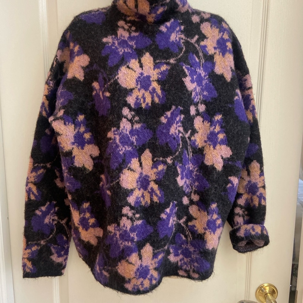 Floral Knit Sweater in Black and Purple